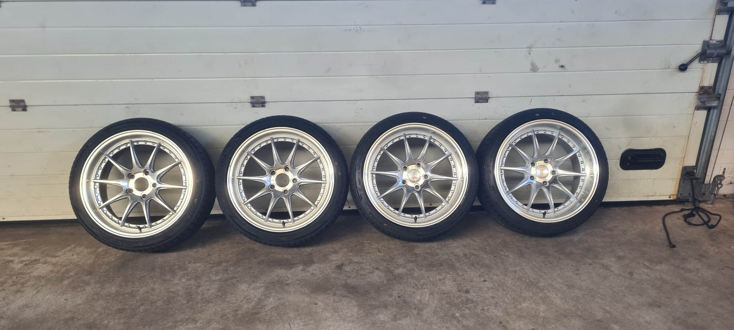 Japan Racing JR41 8,5Jx18 ET35 & 9,5Jx18 ET15 5x114,3 - Image 3