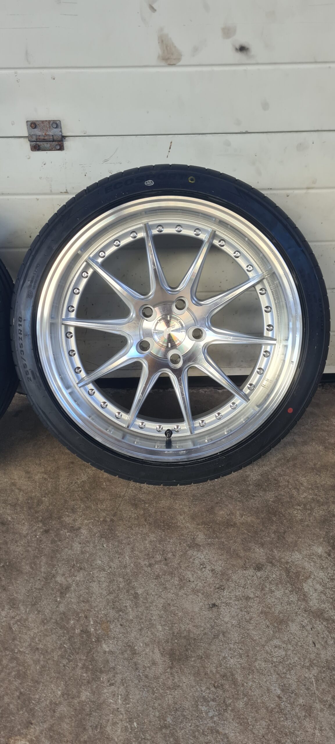 Japan Racing JR41 8,5Jx18 ET35 & 9,5Jx18 ET15 5x114,3 - Image 7